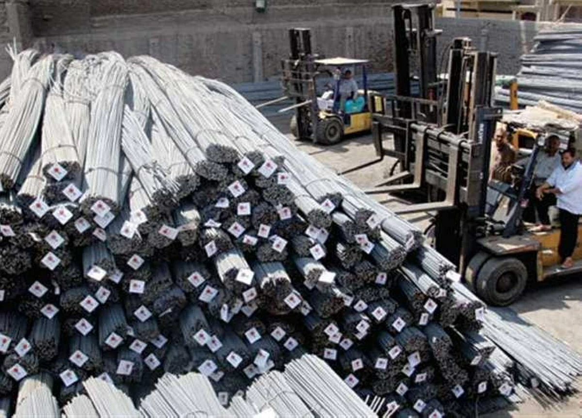 أسعار الحديد والأسمنت في سوق مواد البناء اليوم السبت 11 أبريل 2026