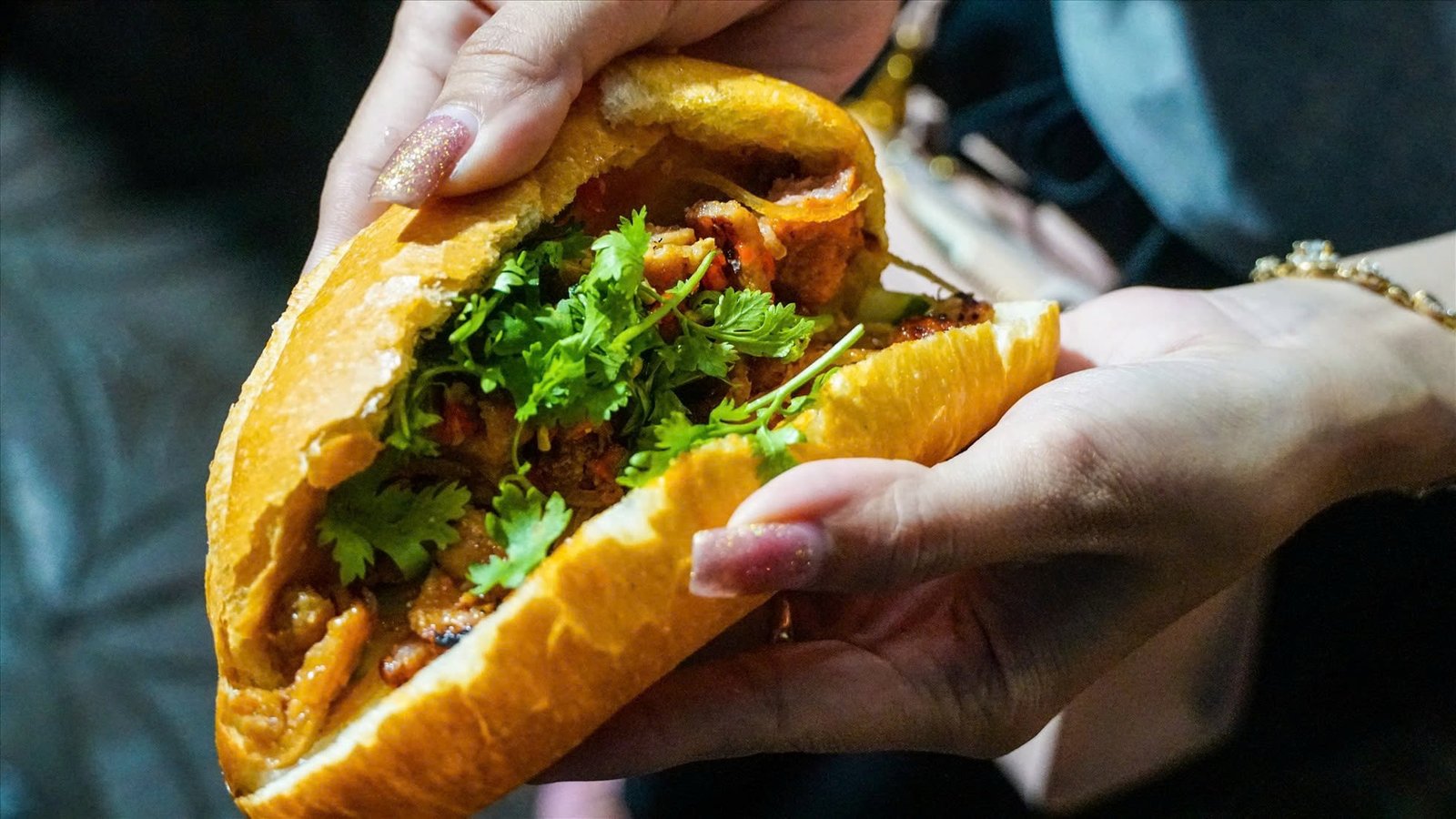 بان مي الفيتنامي يتحول من رغيف خبز بسعر 5000 دونغ إلى مطعم حائز على نجمة ميشلان