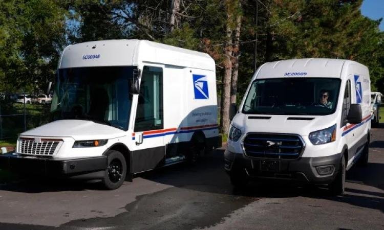 هيئة البريد الأمريكية توقف مؤقتا مساهماتها في المعاشات لتجنب أزمة السيولة