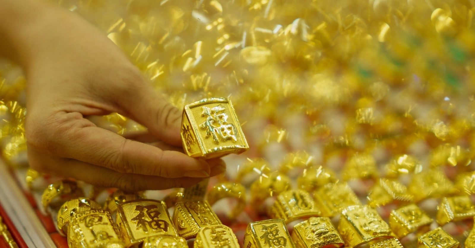 سعر الذهب اليوم 11 أبريل 2026 يواجه مقاومة مع غموض الاتجاه المقبل