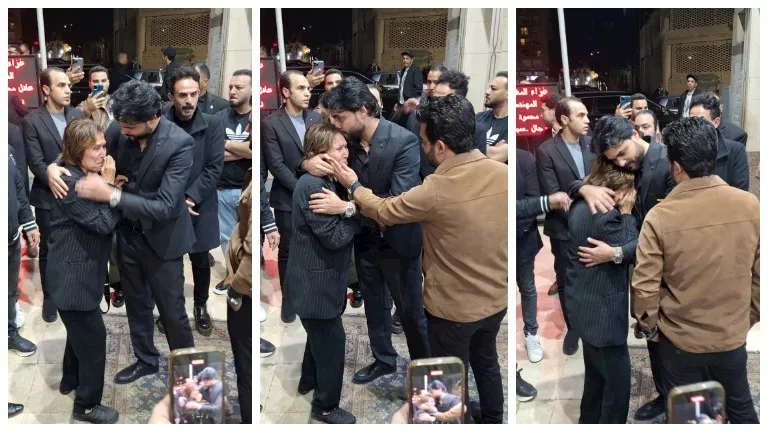 انهيار فريدة الشوباشي في مراسم والد السيناريست محمود حمدان