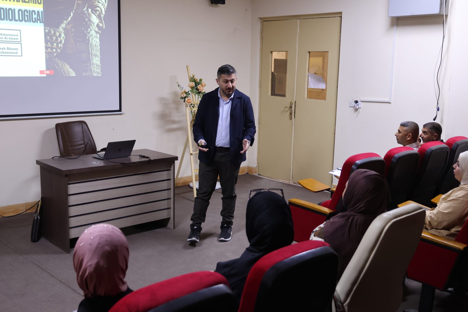 ورشة عمل في كلية طب المستنصرية تستعرض أحدث تقنيات تصوير أوردة العين بالأشعة السينية